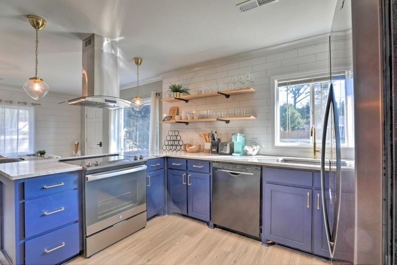 Chic Charleston Home - Half Mile To Park Circle! Exterior photo